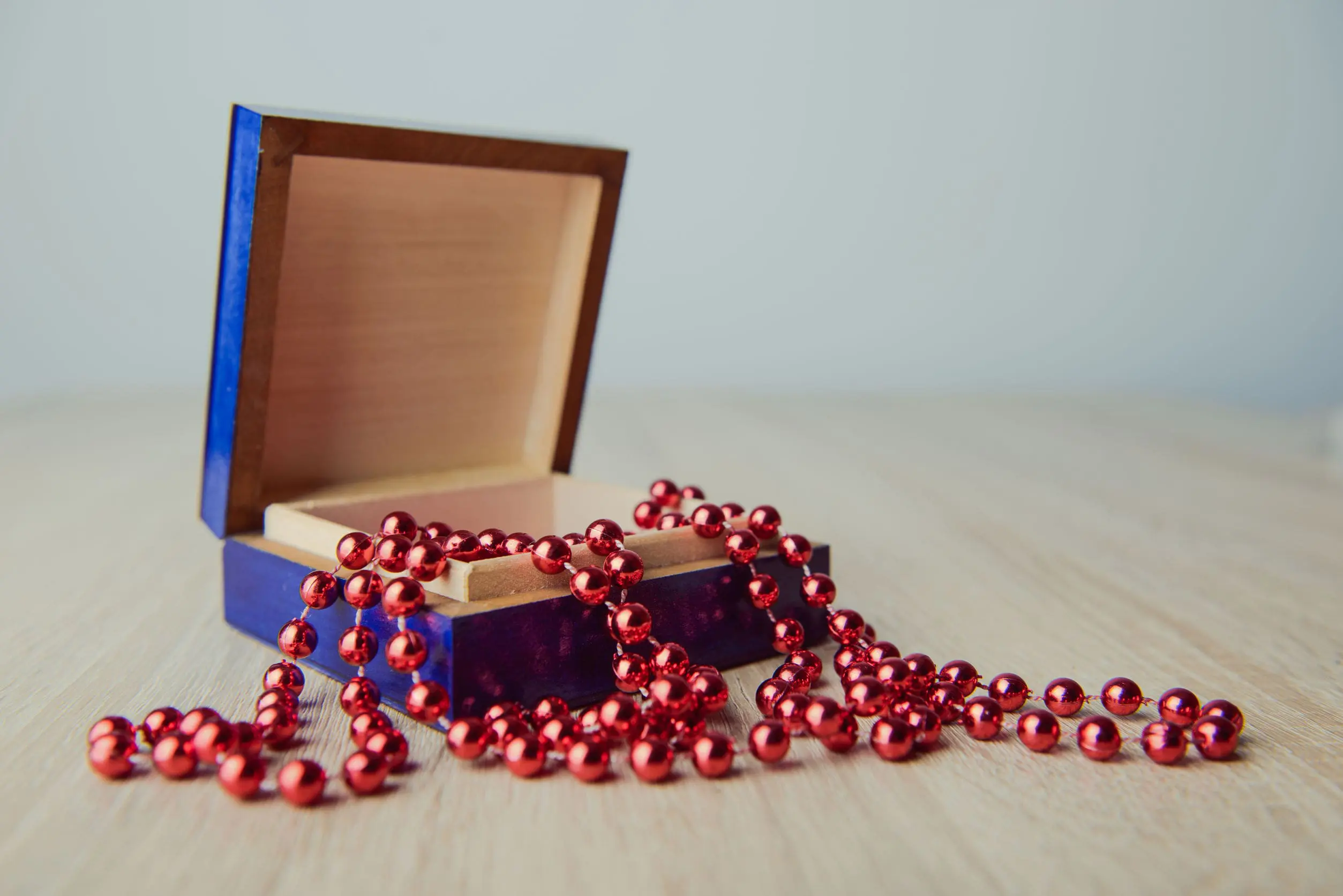 Bead Necklace in Wooden Casket