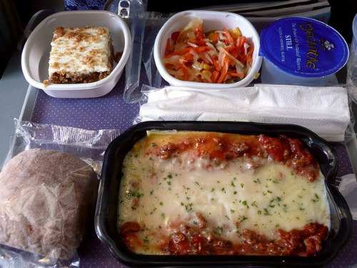 What Do People Around The World Eat On Their Flight?