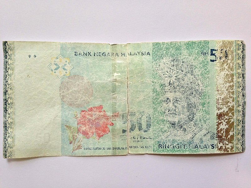 What Can You Do With Damaged Ringgit Malaysia Banknotes?