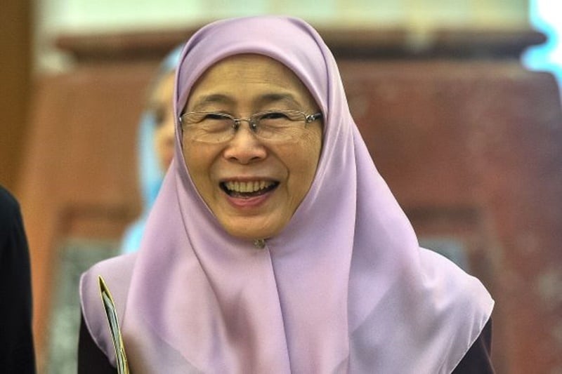 Dr Wan Azizah Launches Suri Incentive EPF Contribution For Housewives