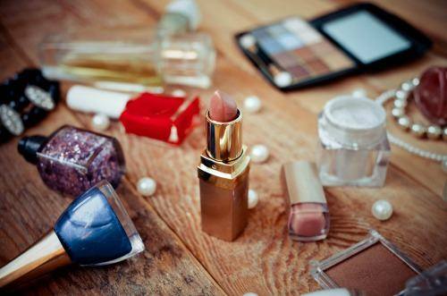 Cheap makeup deals online