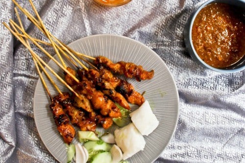 How Much Do You Need To Pay for Malaysian Food Overseas?